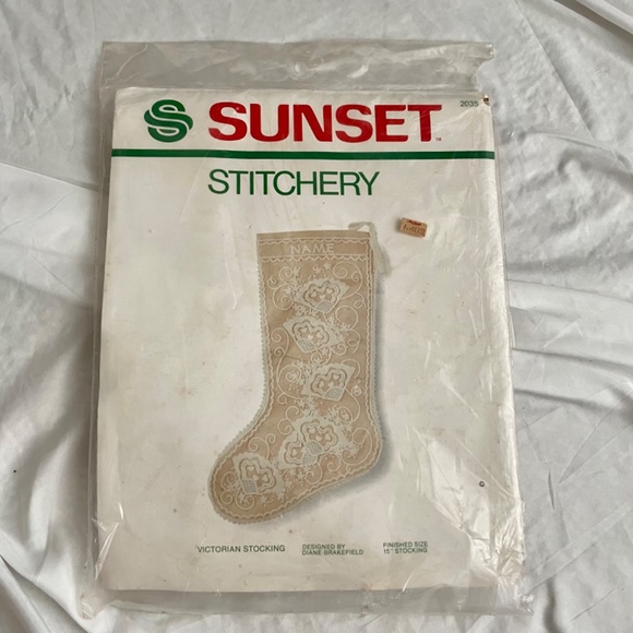 Vintage Sunset Stitchery Kit 2035 Christmas Victorian Stocking 15” New VTG - Picture 11 of 11